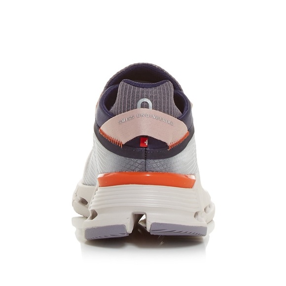 On Clounova Wrap Low Top Sneakers - Picture 8 of 10